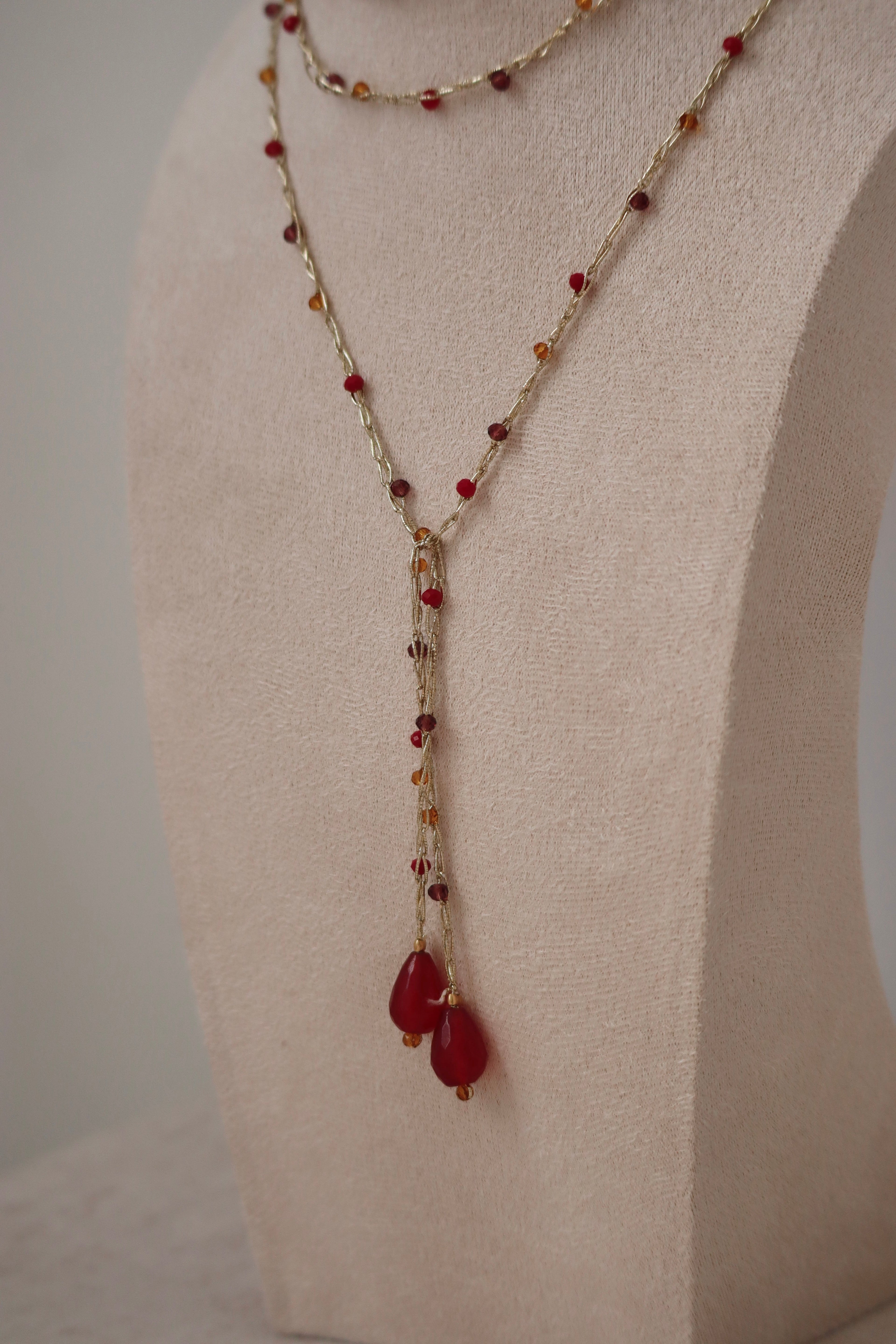 Collar Lágrima Rojo